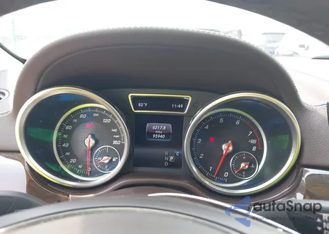 2018 Mercedes-Benz Gls 450 4Matic z USA, uszkodzony, nr VIN 4JGDF6EE2JB023644